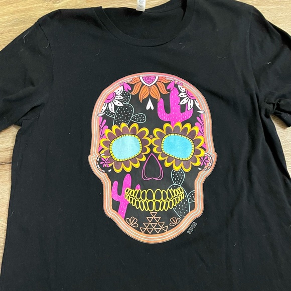 Short sleeve tee - Picture 1 of 3